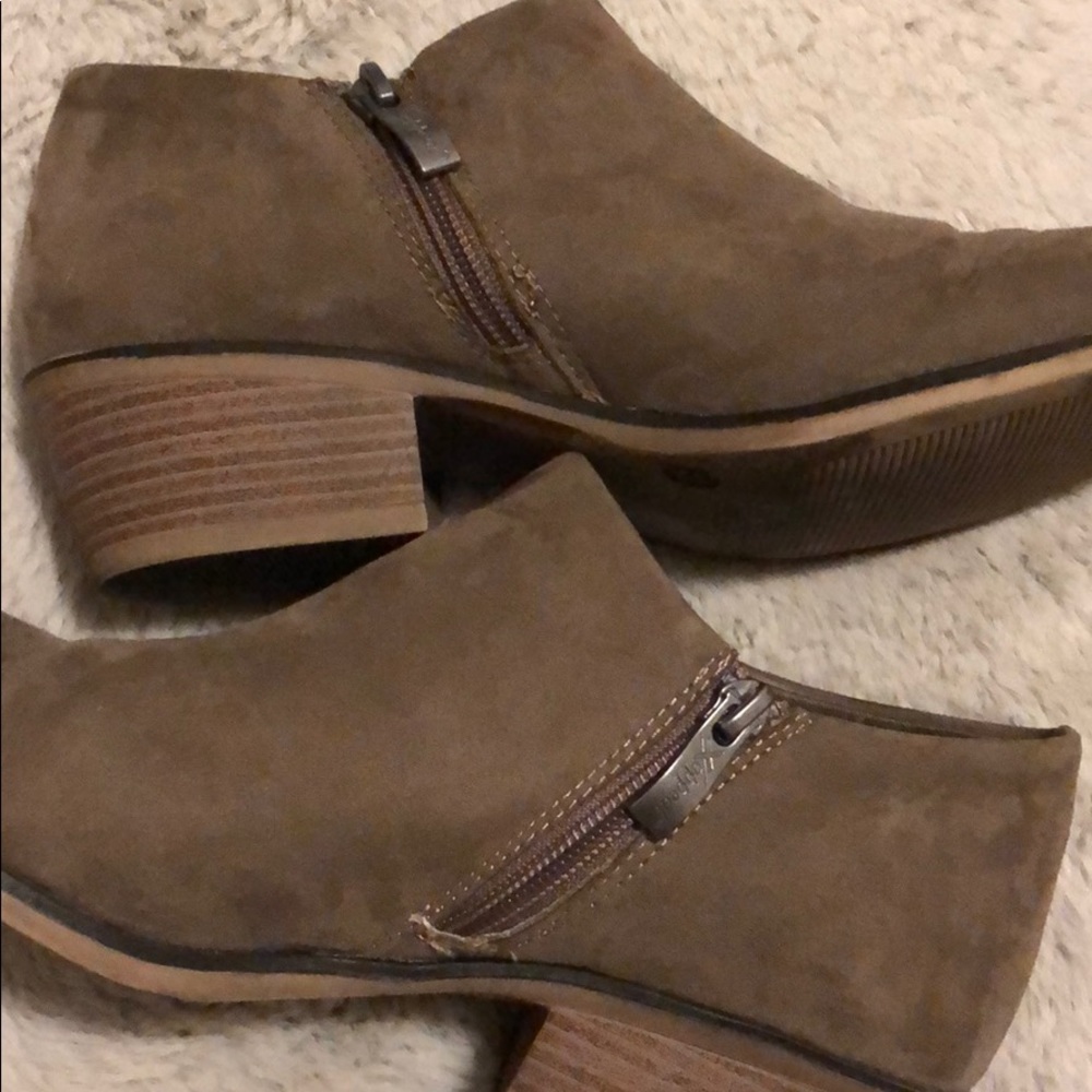 Grey booties - Picture 3 of 5